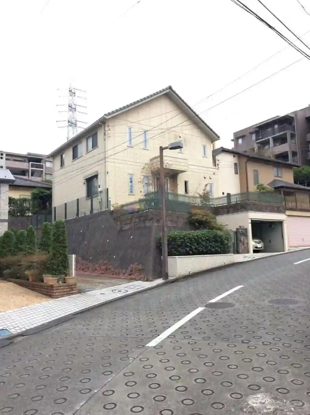 アザレ新百合ヶ丘 外観