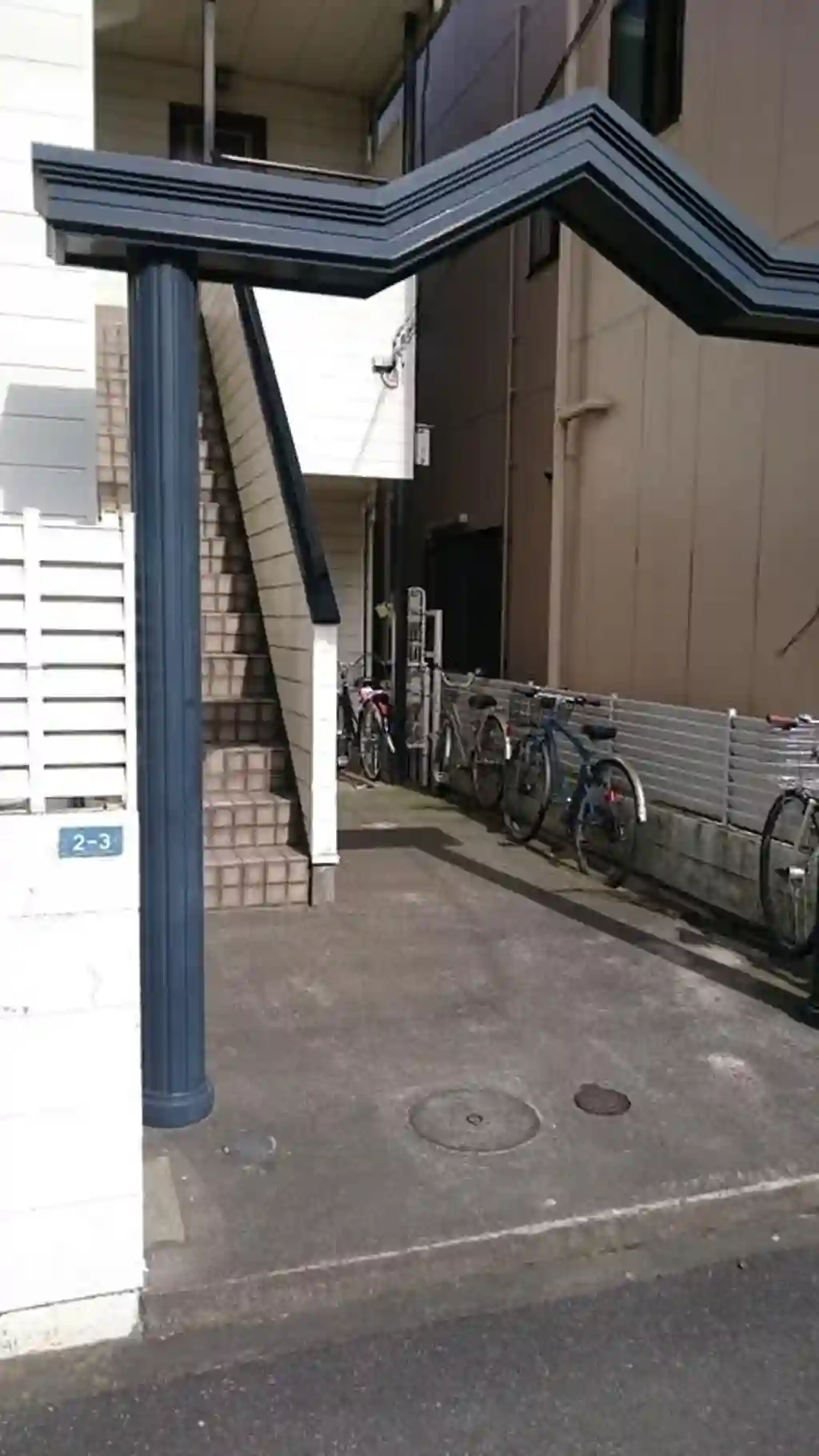 レオパレスINSIDE RIV 外観