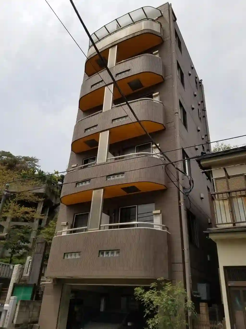 F&K横浜 外観