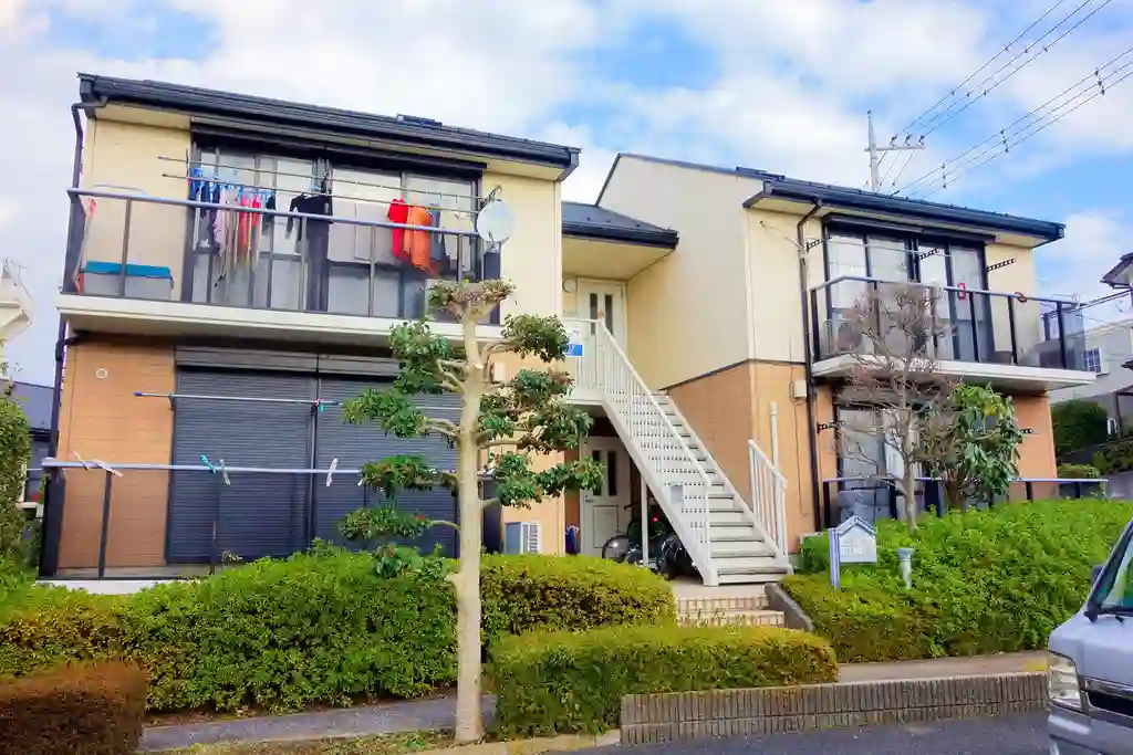 プラタナスヒルズB 外観