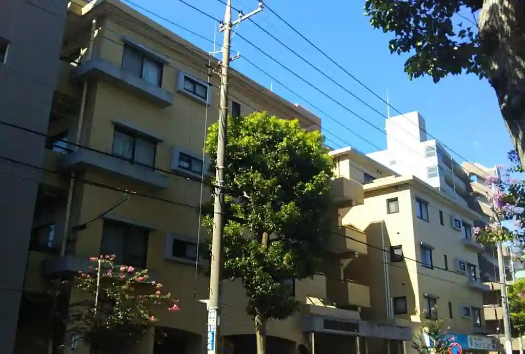アブニール調布 外観