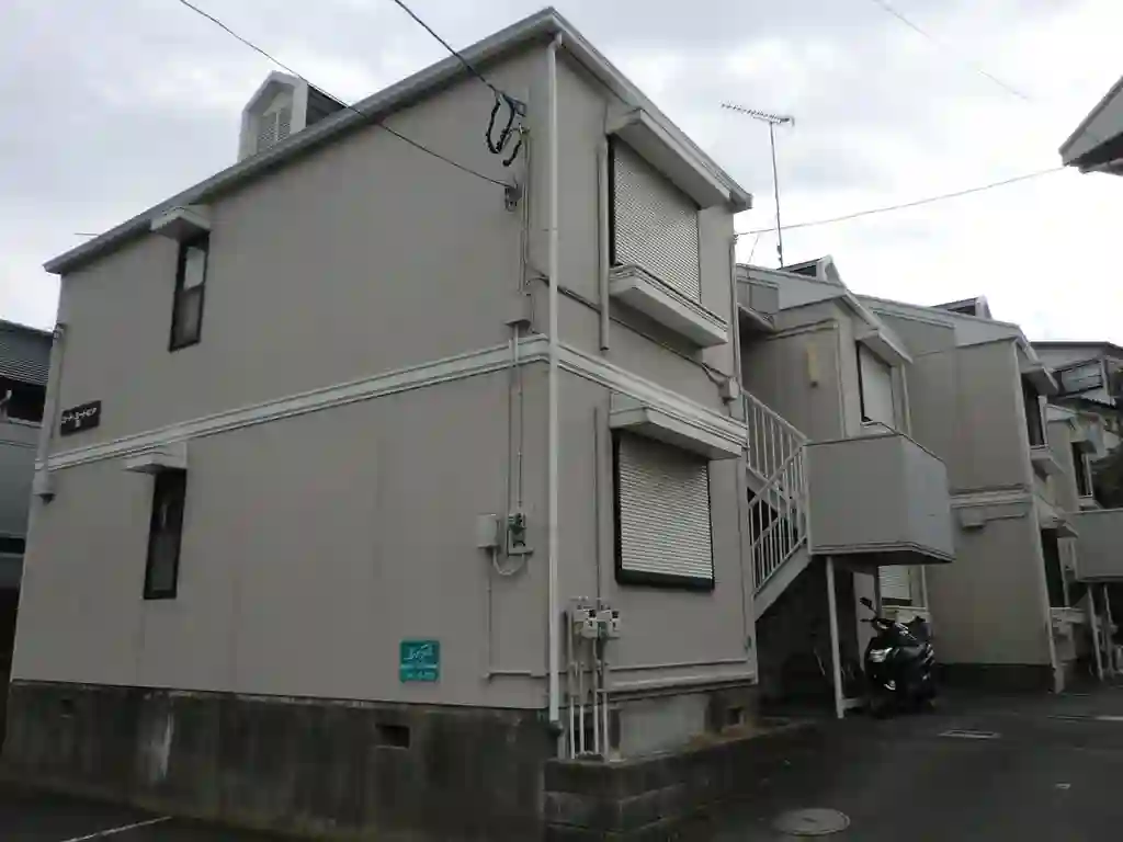 コートユートピアB 外観