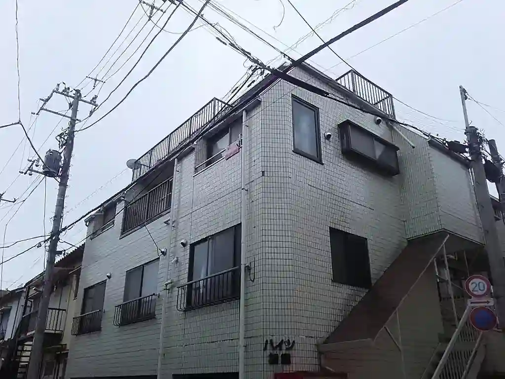 ハイツ初鹿 外観