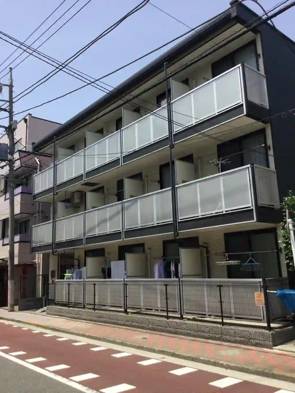 レオパレスマルコフォー 外観