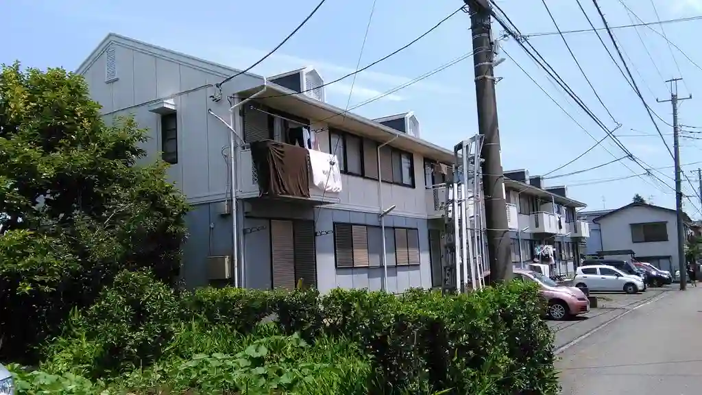 ファミール山下B 外観