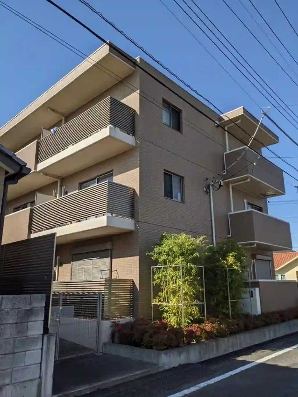 アミクール日野 外観