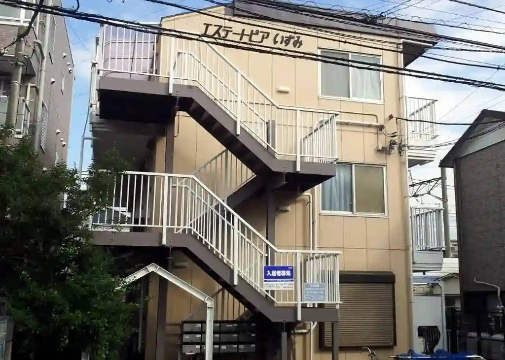 エステートピアいずみ 外観