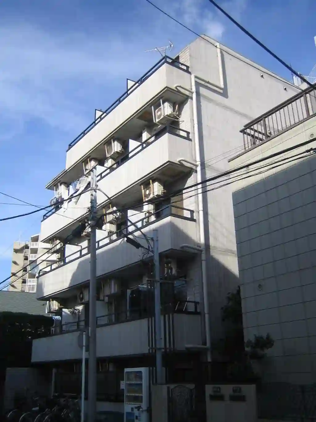 セイントパレス鶴見市場 外観