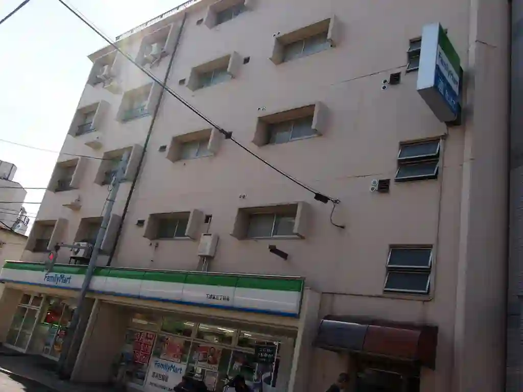 三鷹紅林マンション 外観