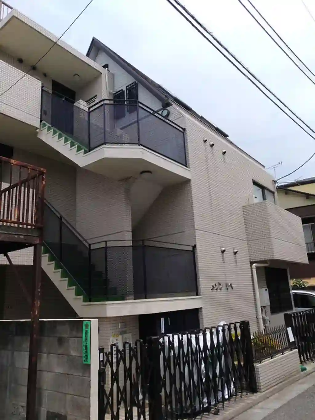 メゾンリベ 外観