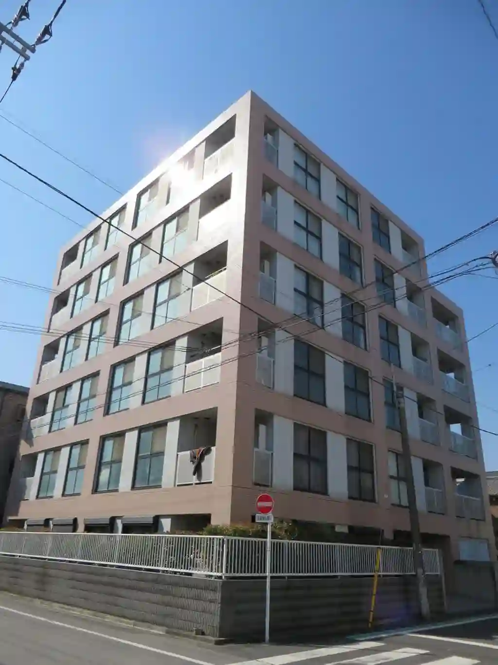 六親マンション 外観