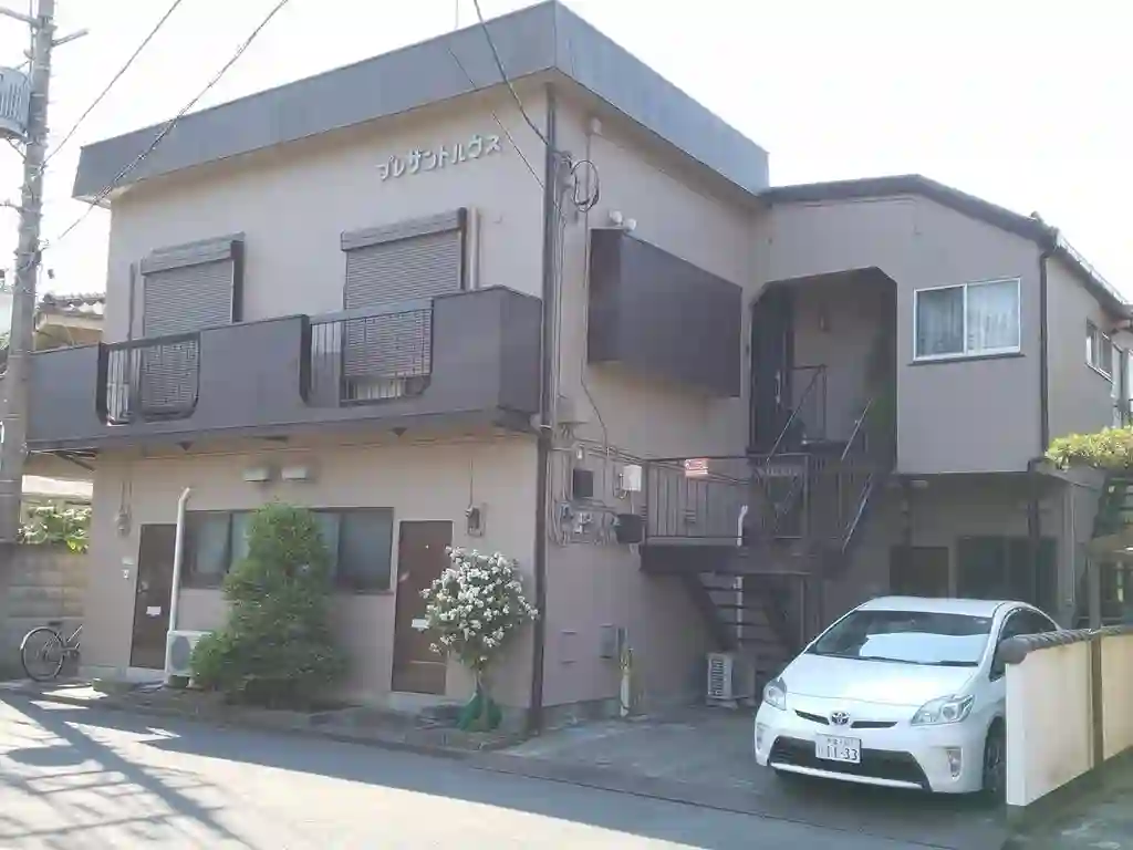 プレザントハウス 外観