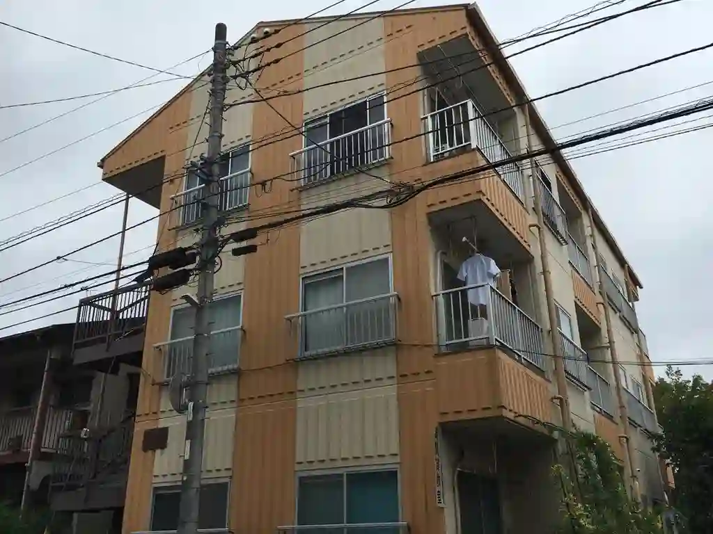 パイン・クレスト 外観