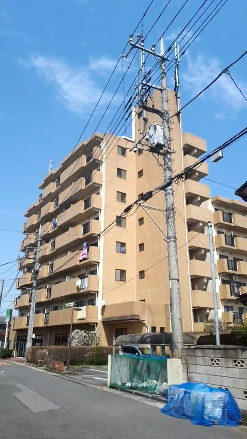サンヴィレッジ本郷 外観