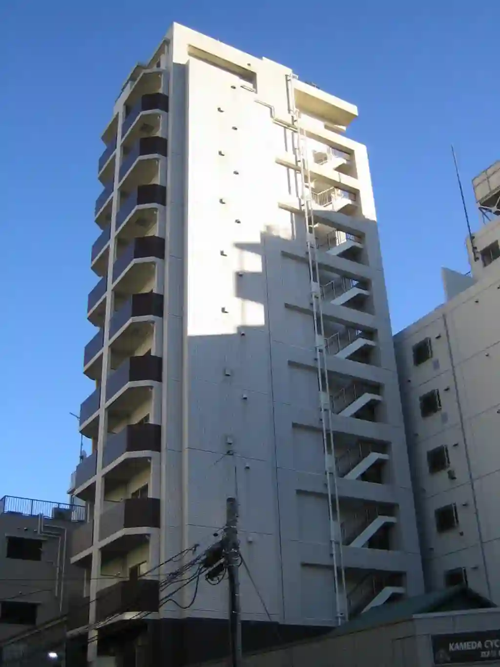アヴァンツァーレ川崎EAST 外観