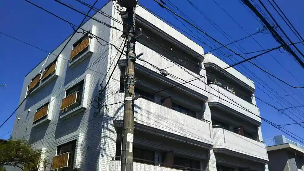 ブルネン・ヴィラ国立 外観