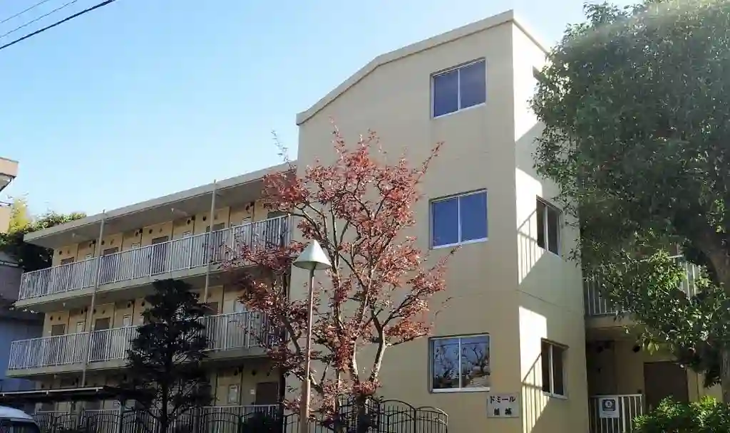 ドミール稲城 外観