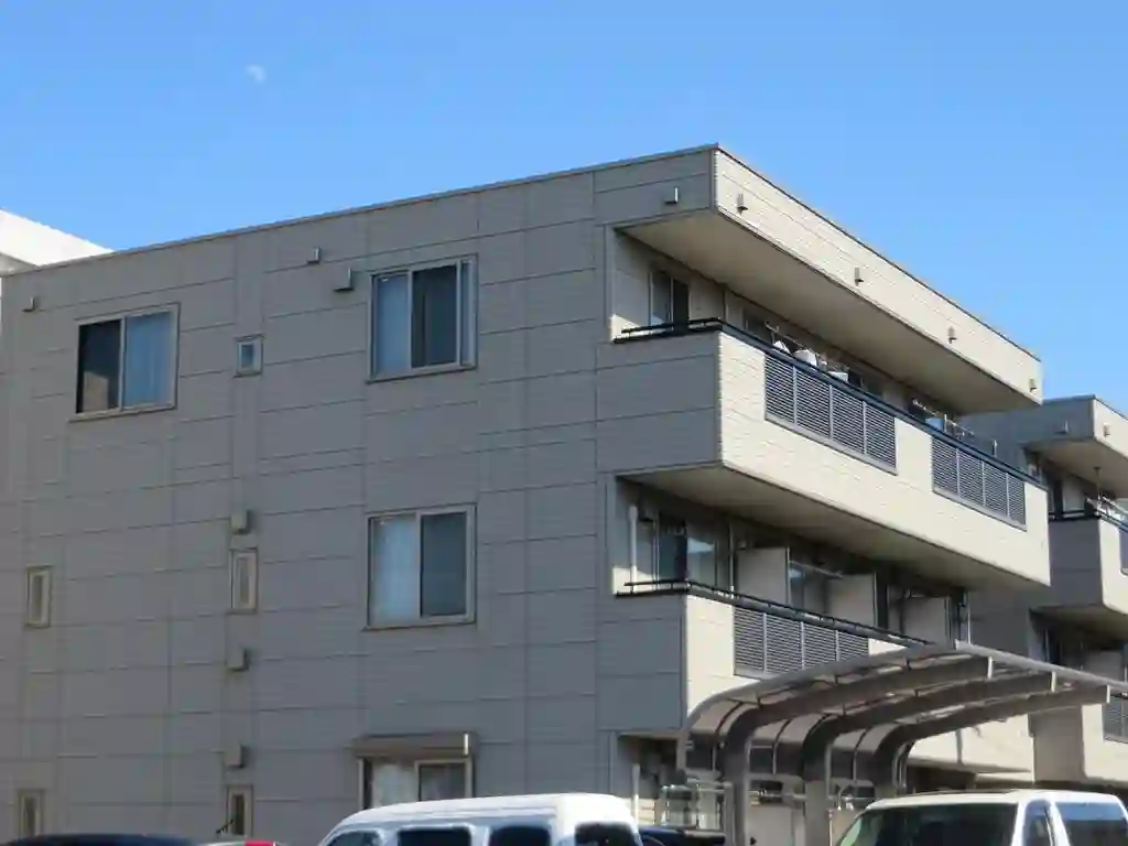 ロイヤルハイム 外観