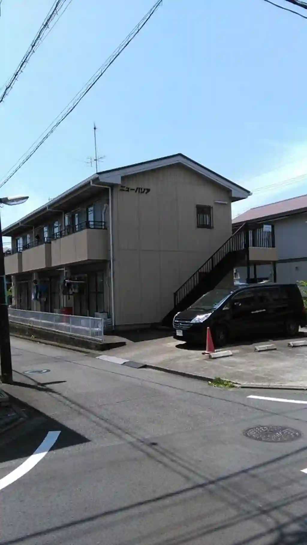 ニューバリア 外観