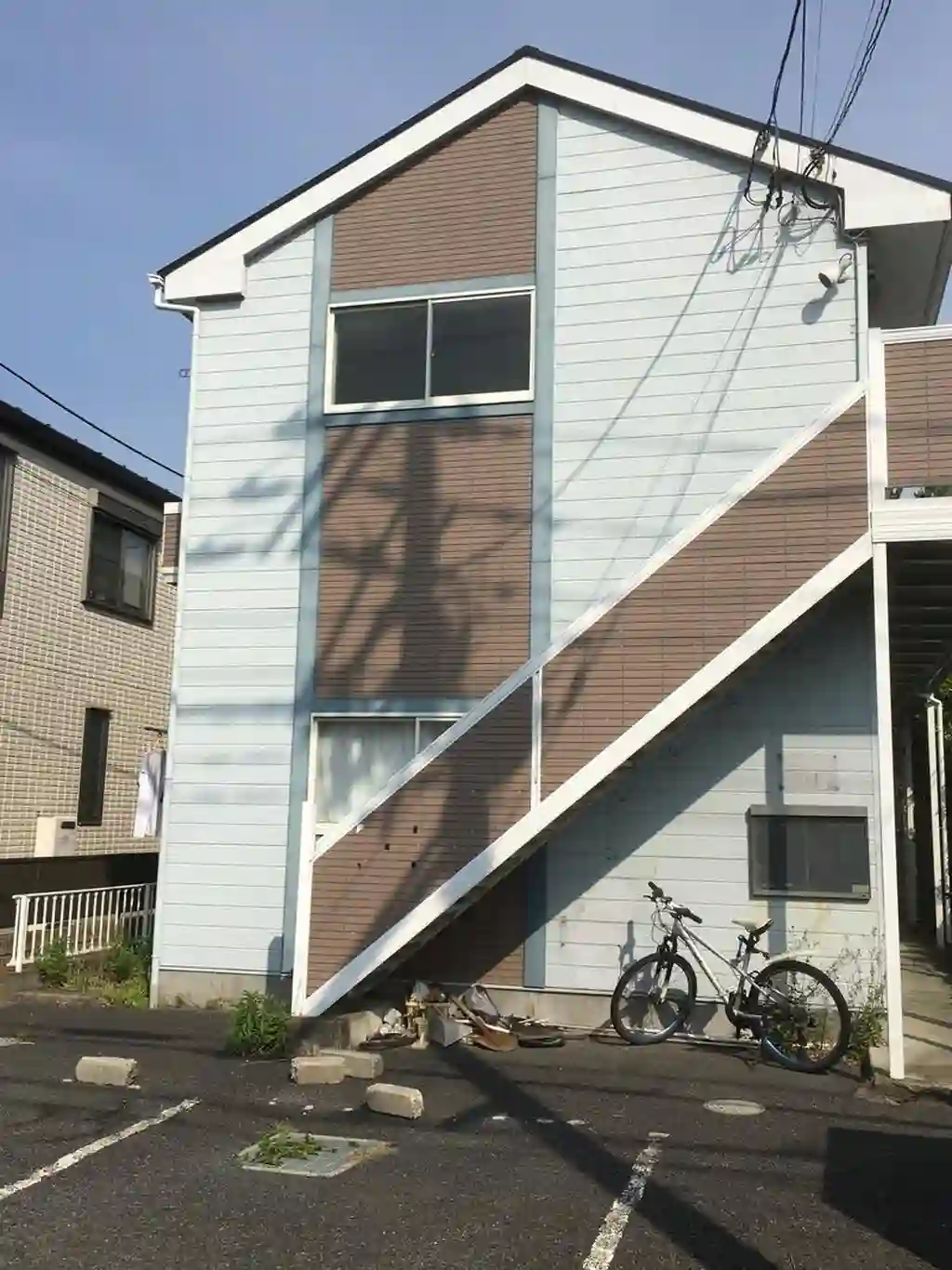 レオパレス本鵠沼 外観