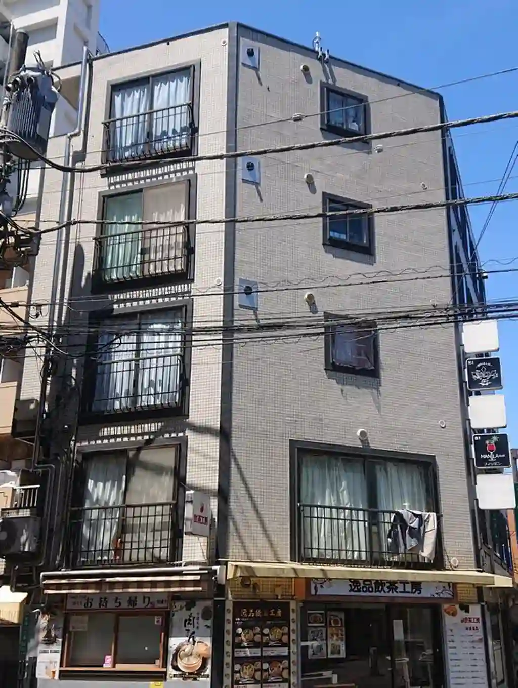 ホワイトビル石島 外観