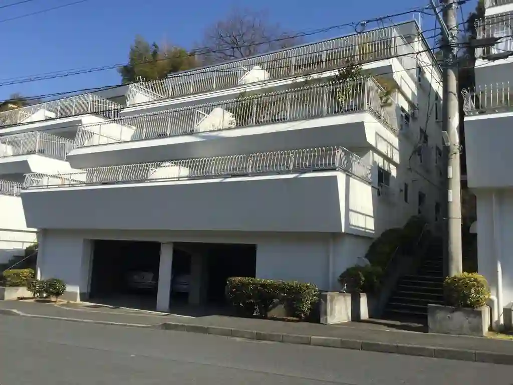 シャンボール読売ランド前2 外観