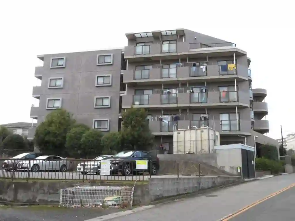 グラシアス芝山 外観