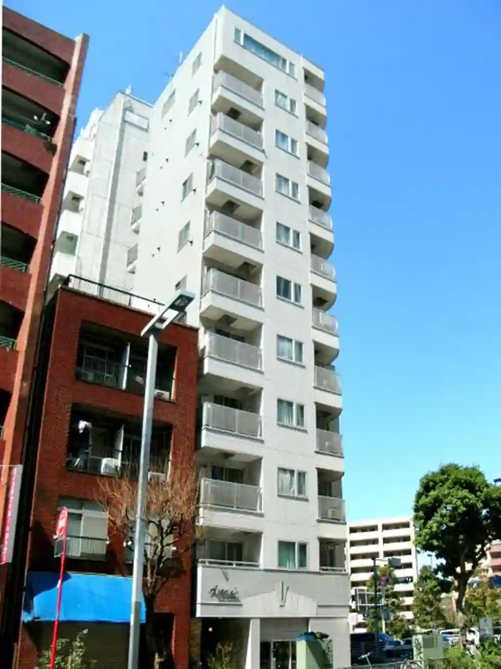 アヴァンセ西新宿 外観