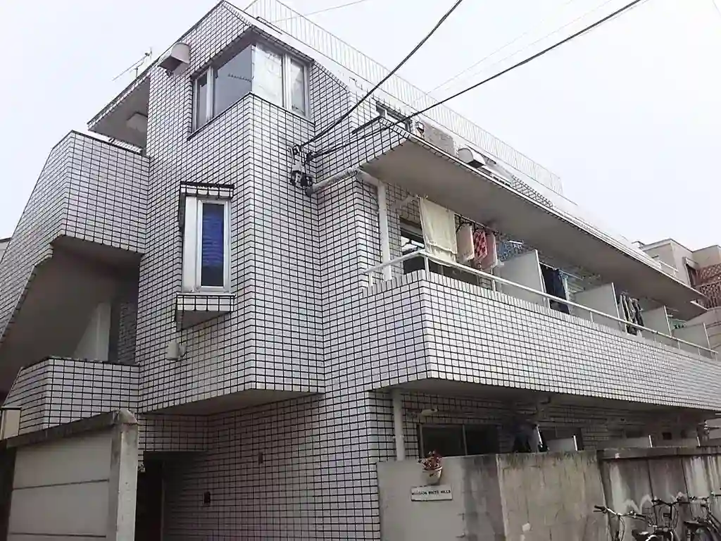 マンションホワイトヒルズ 外観