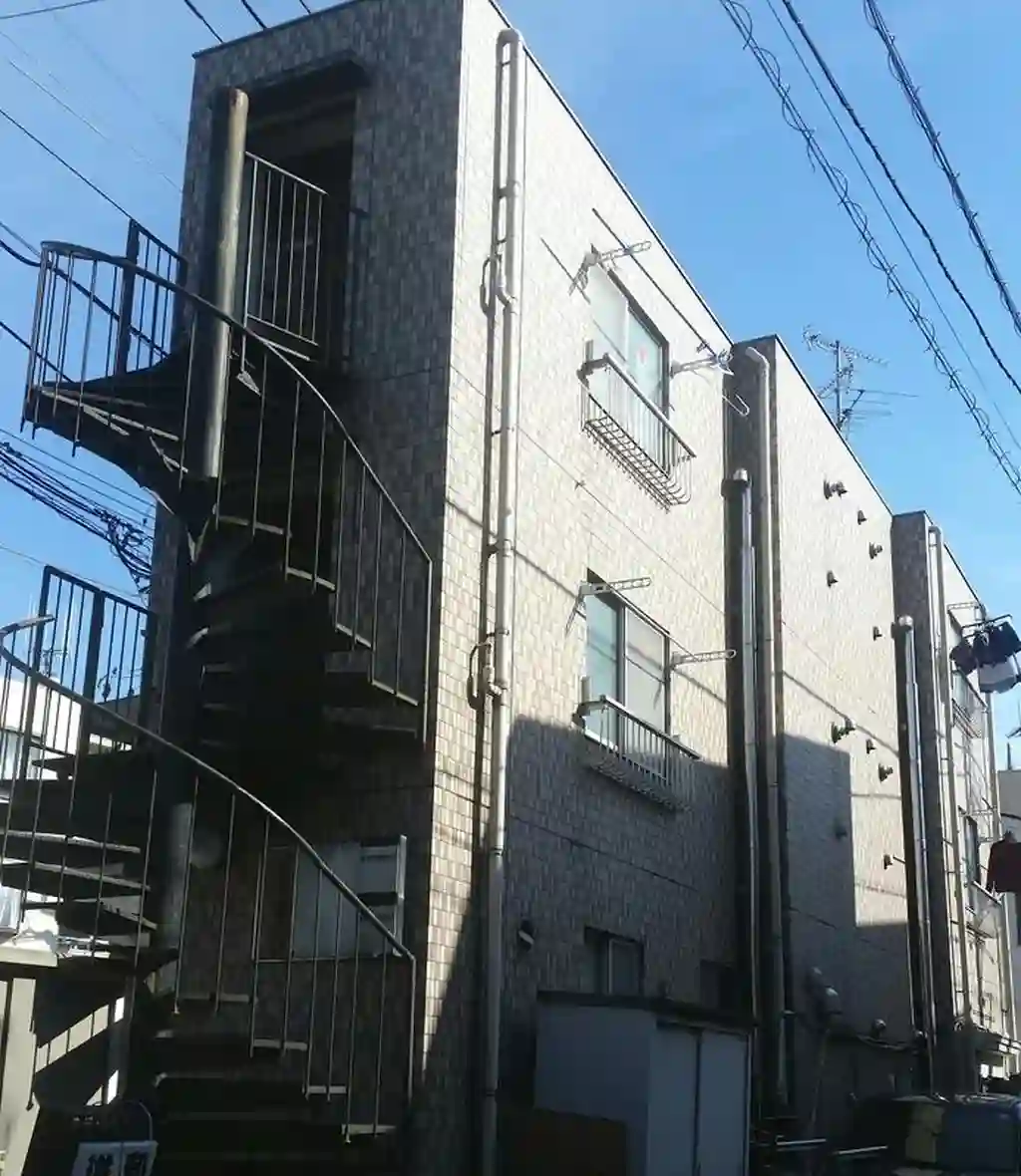 プラザ5 外観
