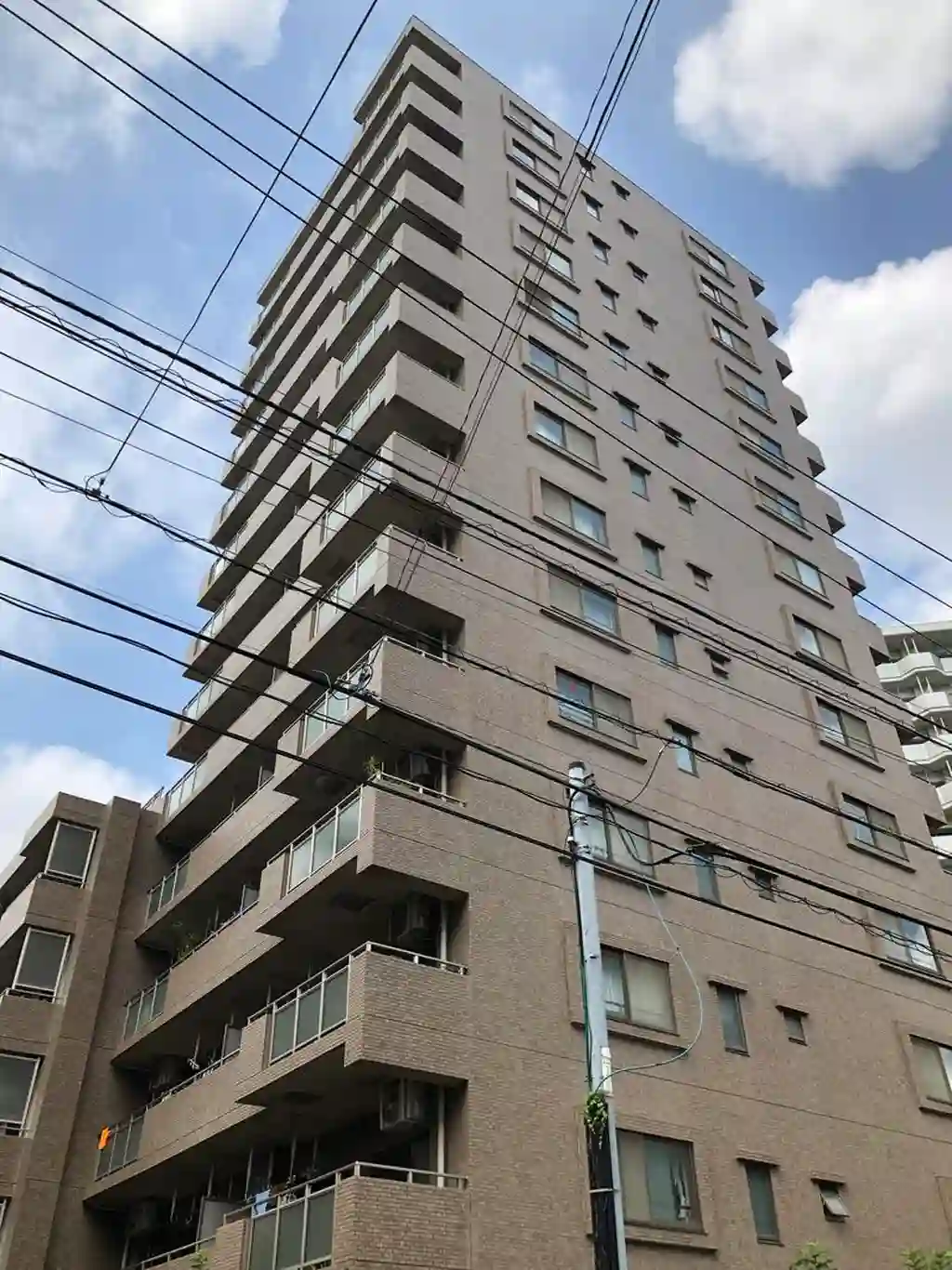 ルイシャトレ川崎 外観