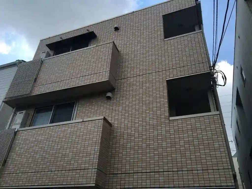 アーバン 外観