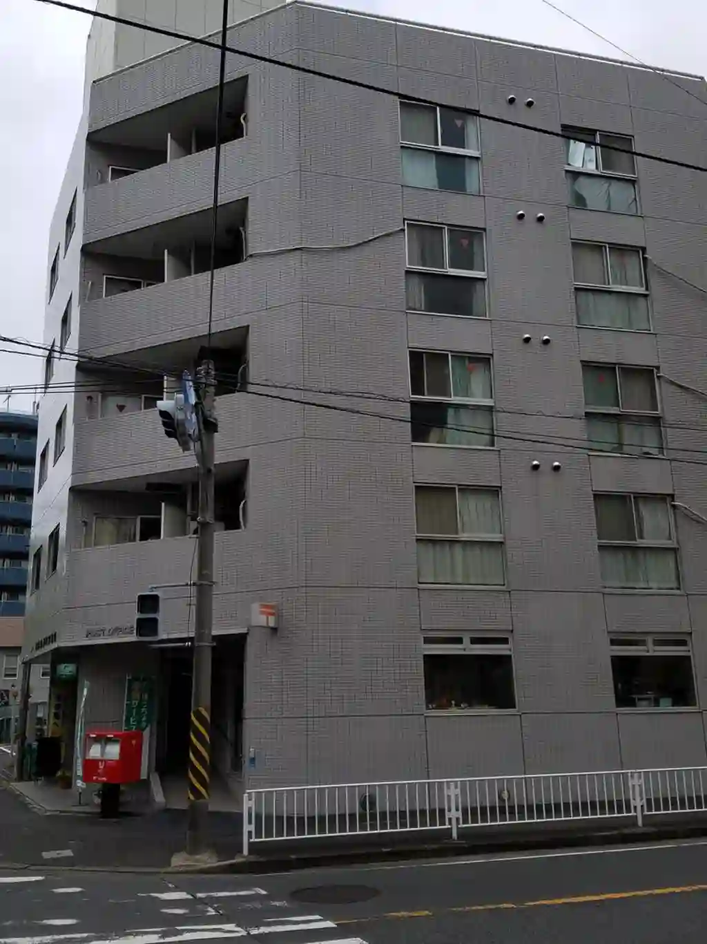 横浜西口サンハイツ 外観