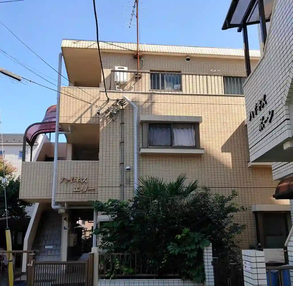 ハイネスエリー 外観