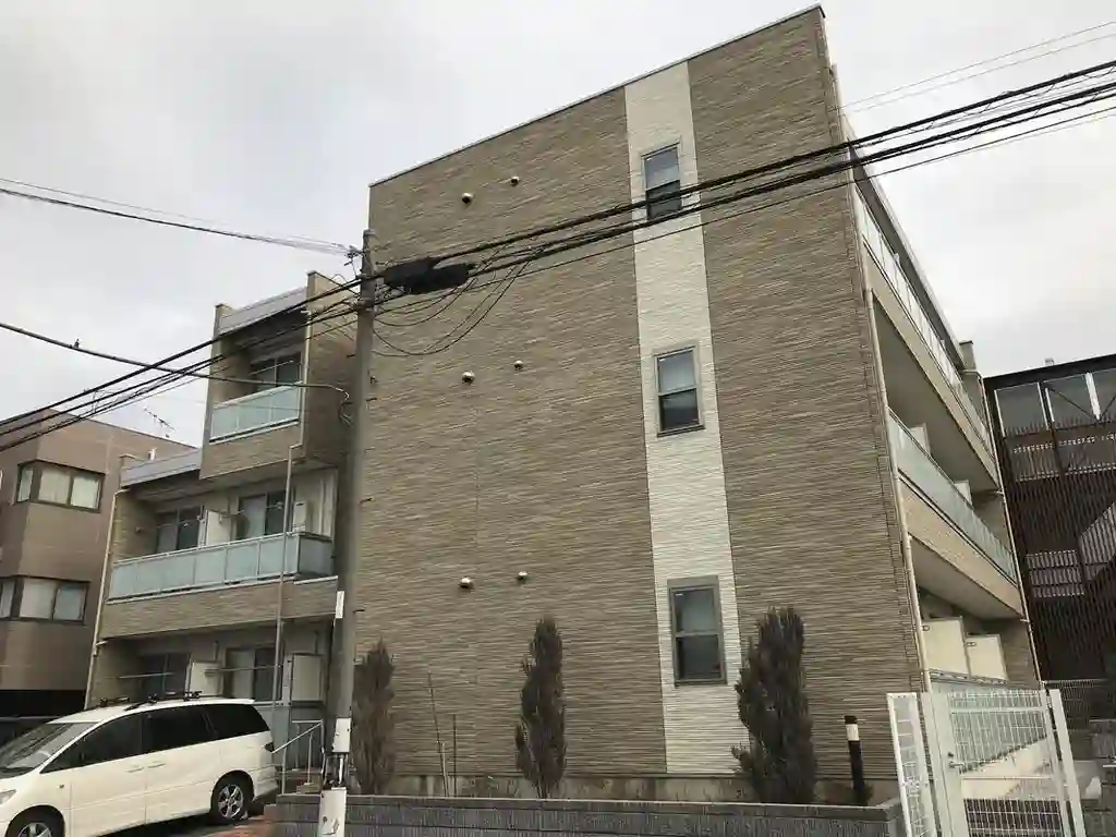 リブリ・シェルドニー 外観