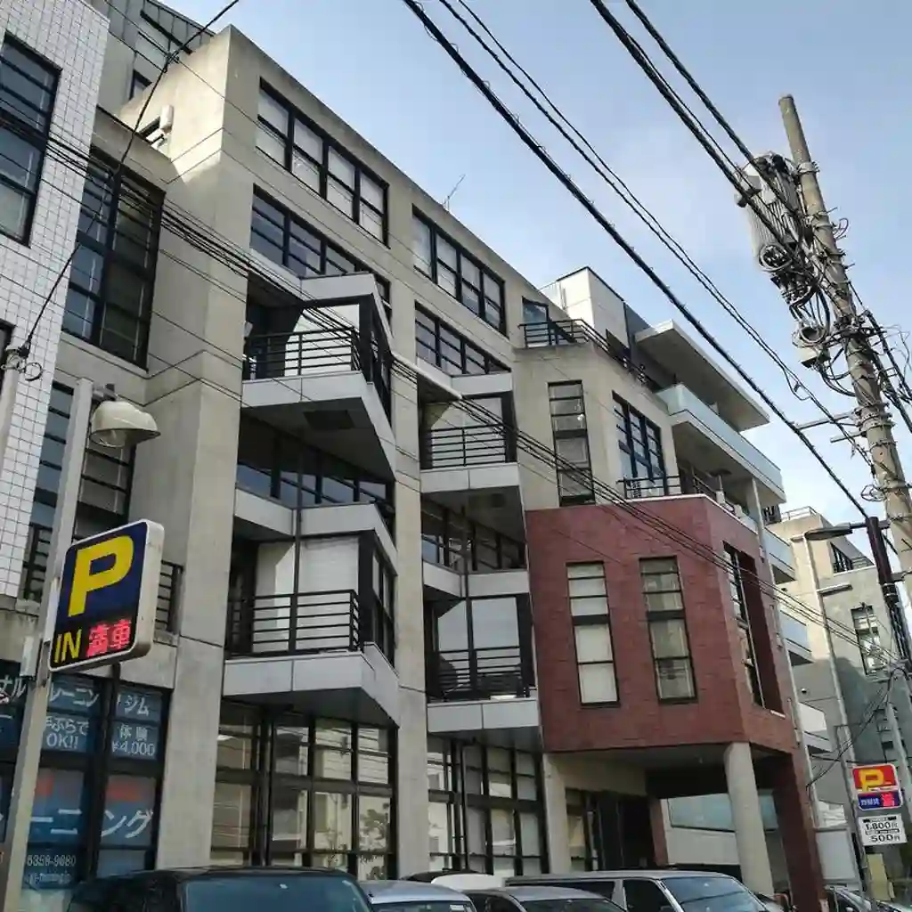 カーメルウエストシンジュク 外観