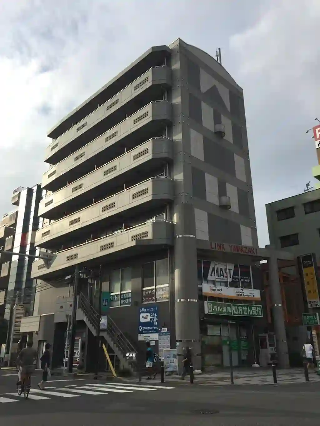 LINXYAMAZAKI 外観