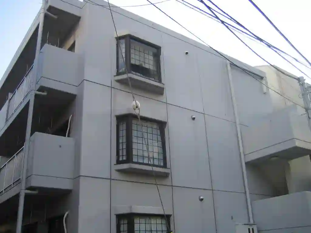 セカンドアベニュー 外観
