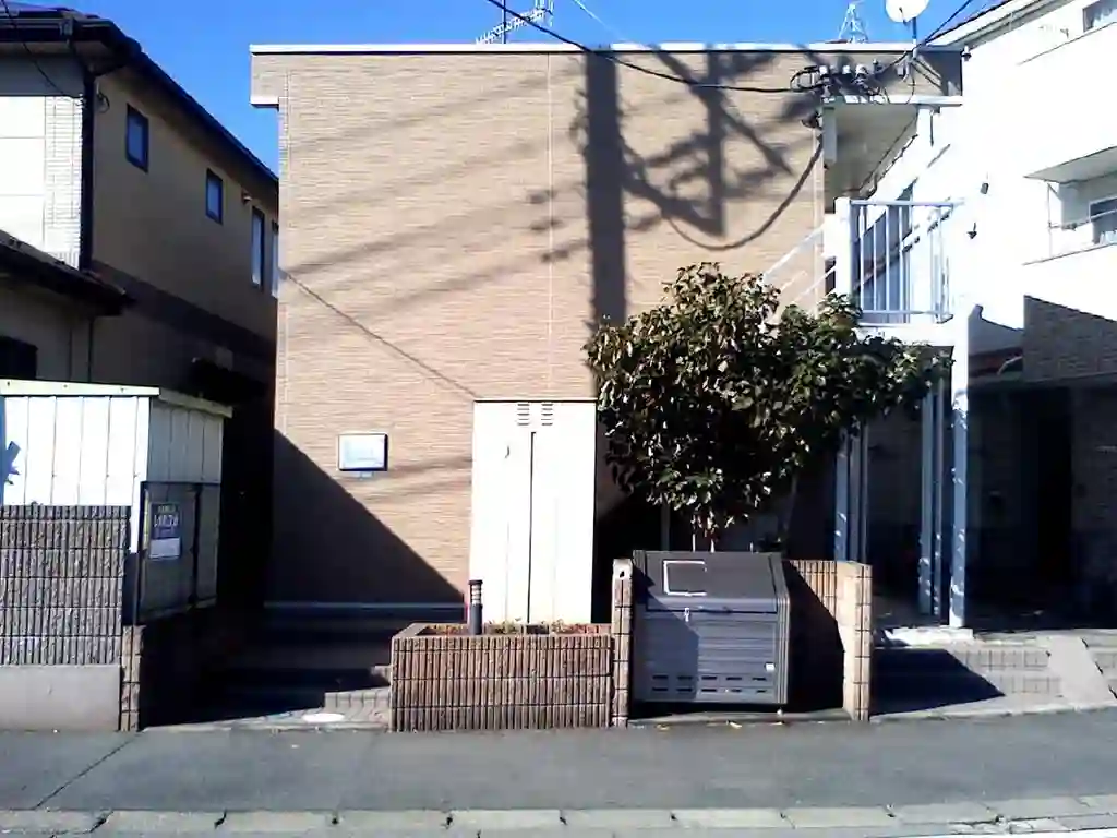 レオパレスサライII 外観