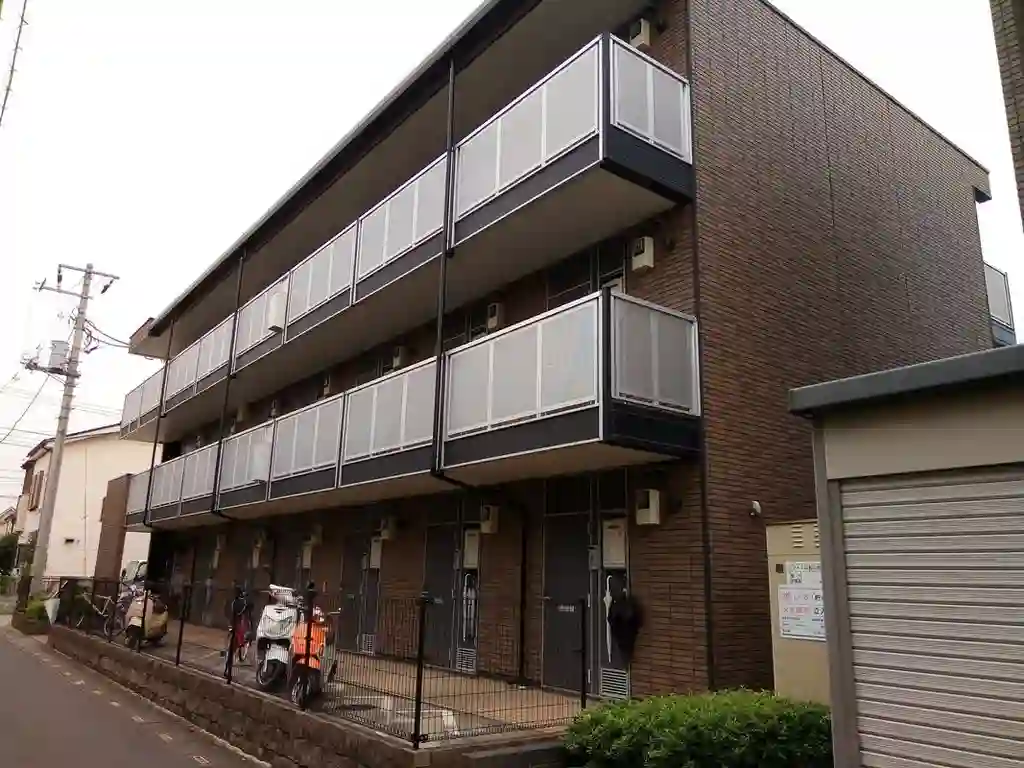 レオパレスサントーヨー II 外観