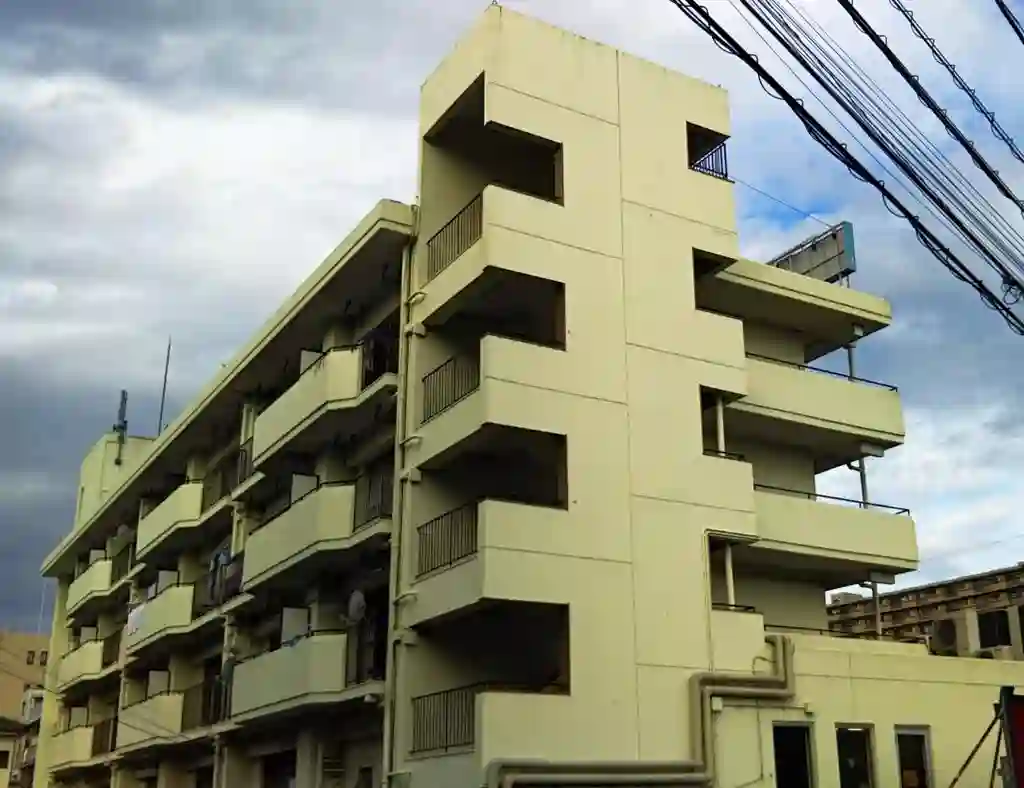 鴨居駅前ビル 外観
