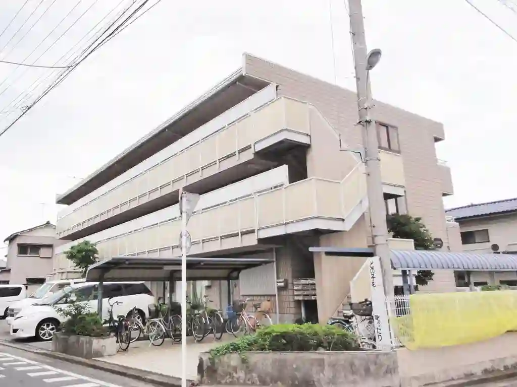 MASTジュネス・アルプ 外観