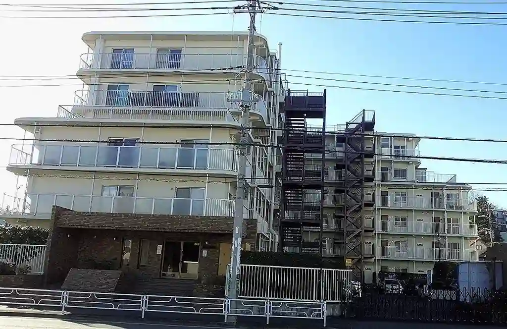 マンハイム中山 外観