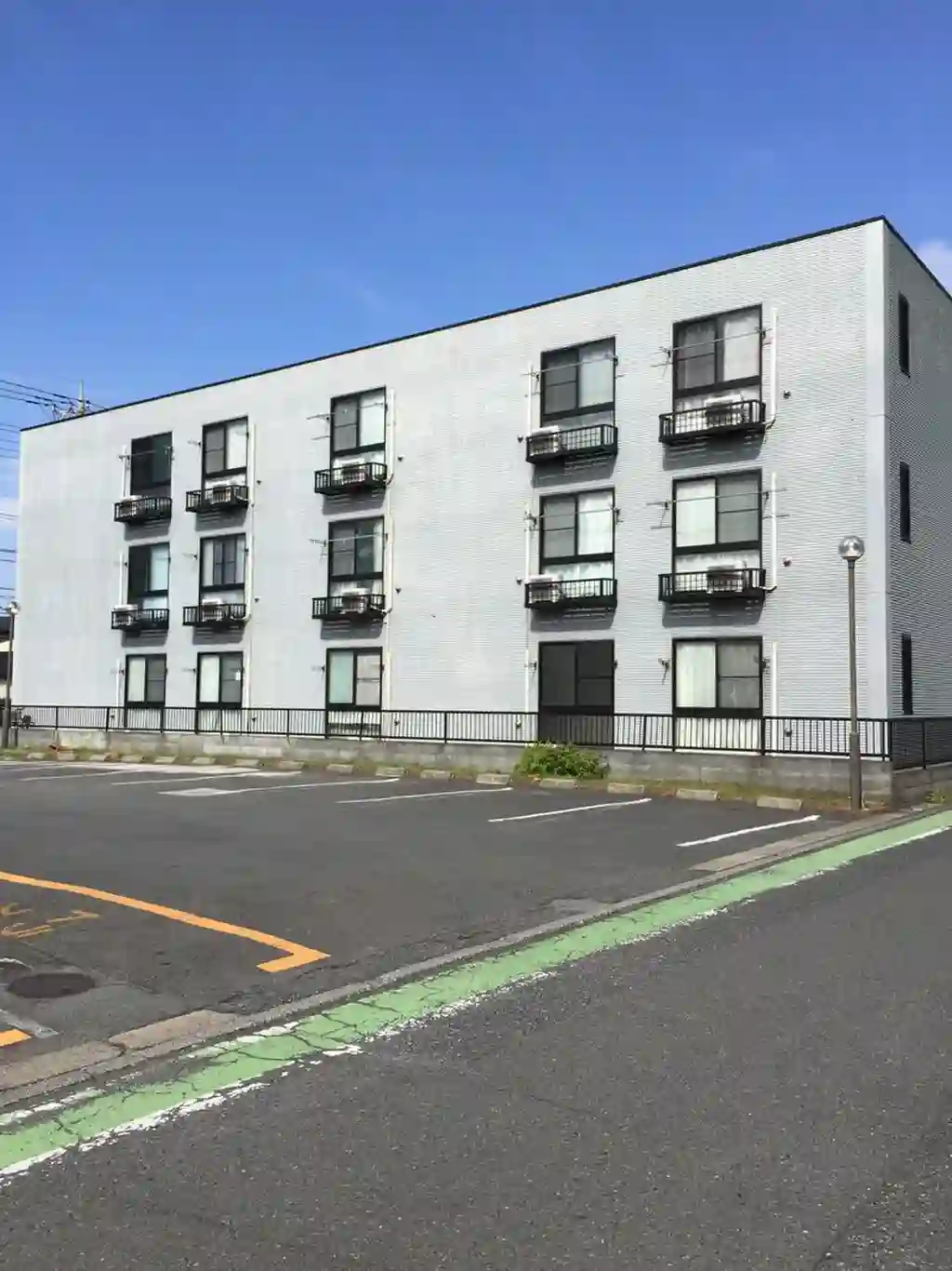 アンプルールフェールアミーI 外観