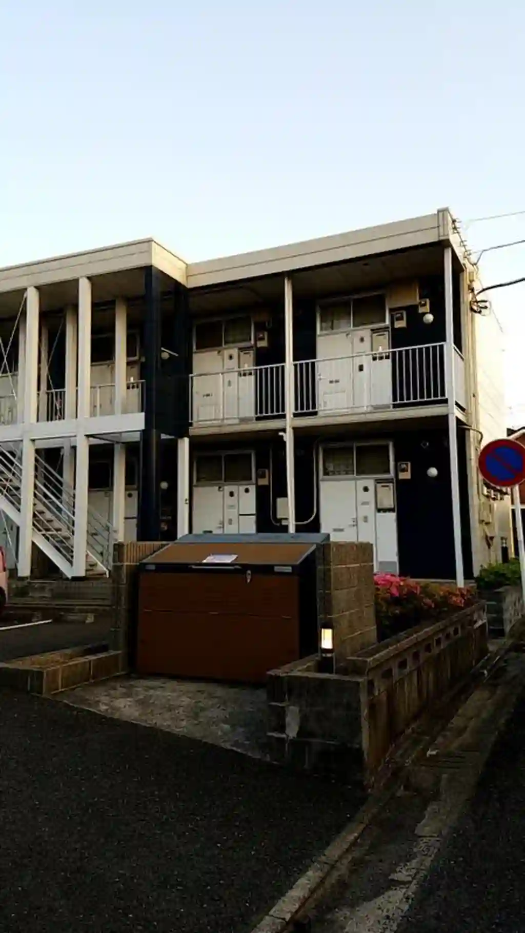 レオパレスNAKANOII 外観