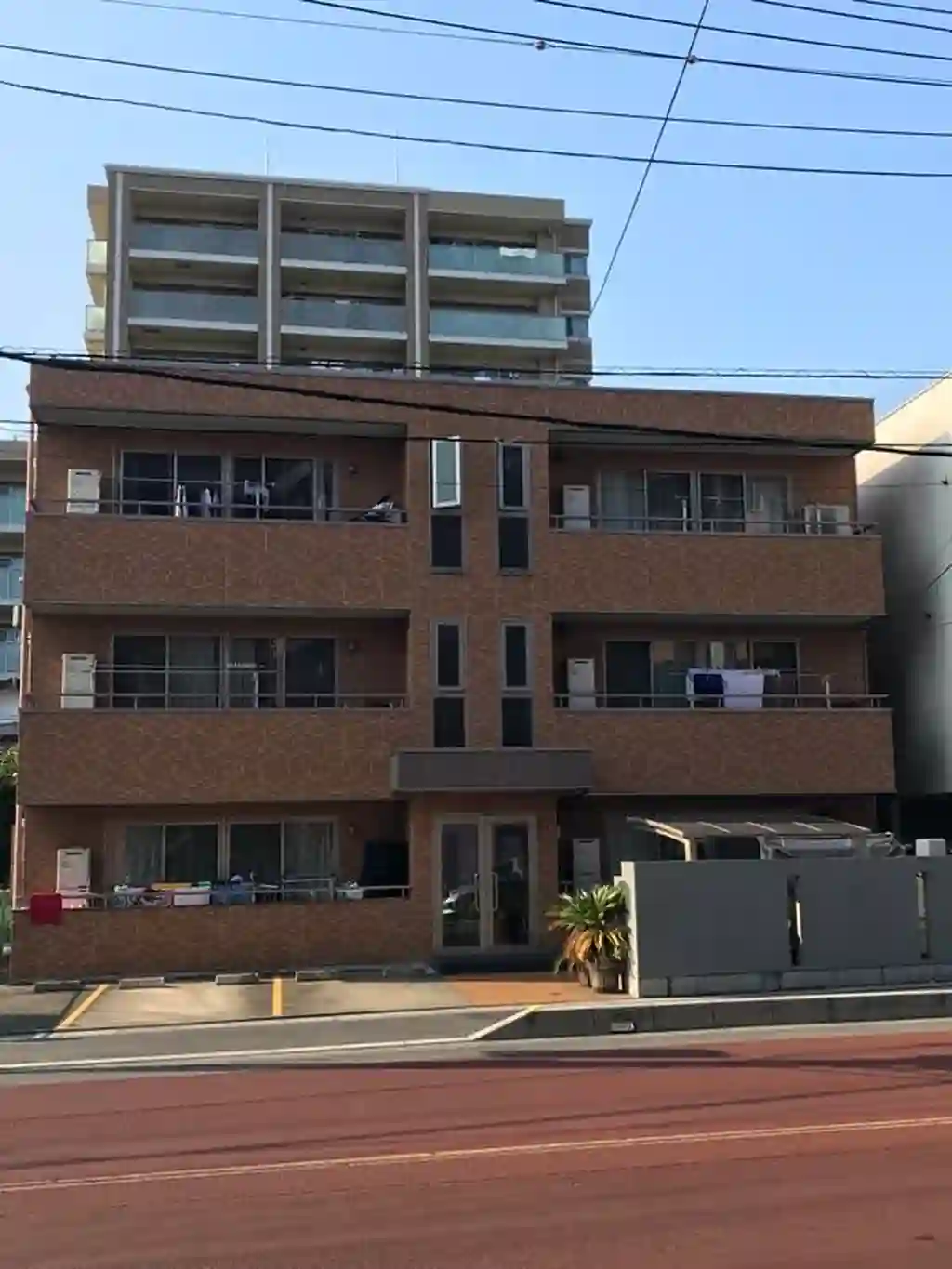 ラ・ファミール・サカエ 外観