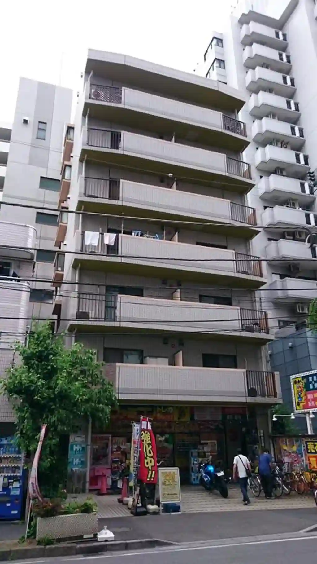 ホワイトエデン 外観