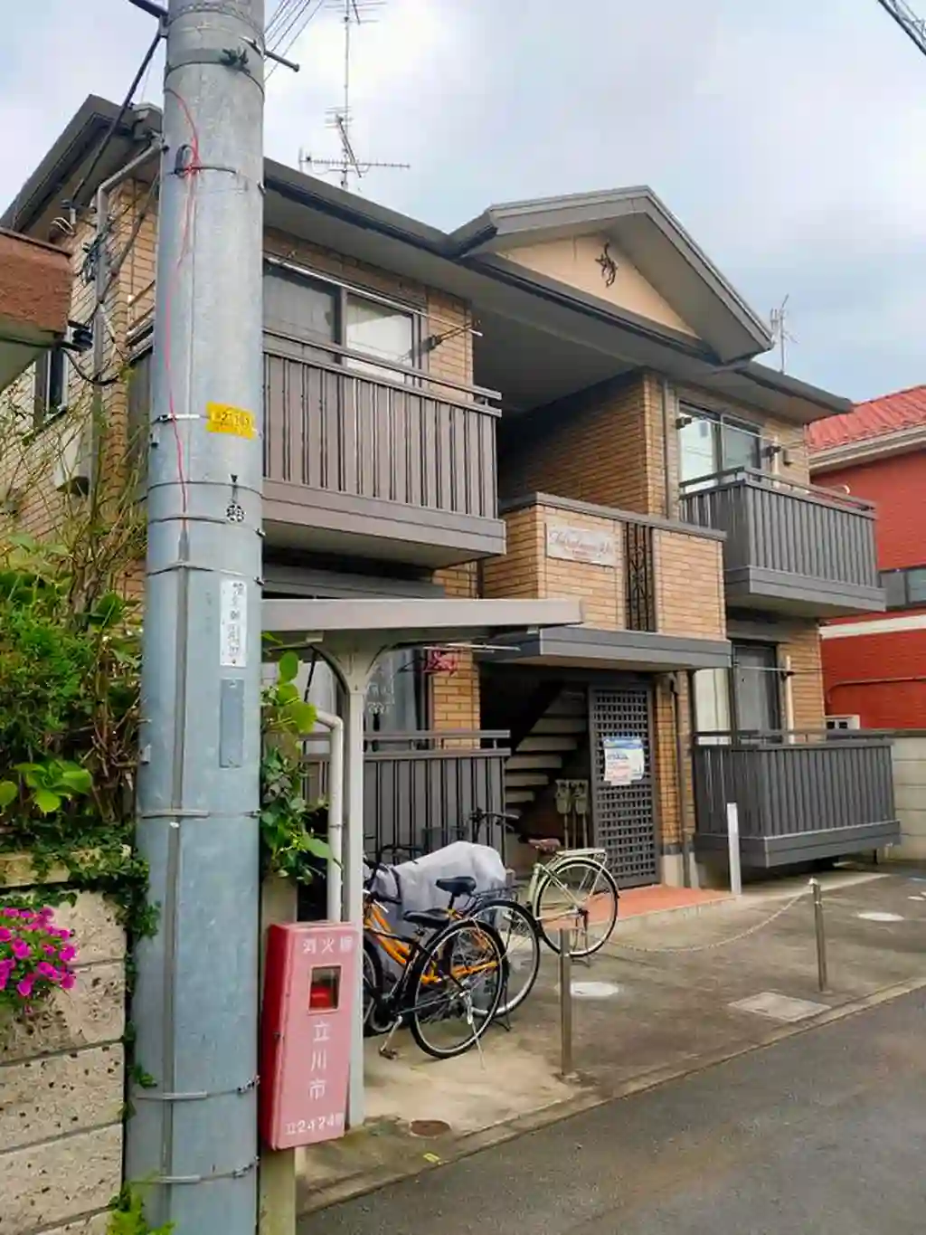 シェーンブルン高松 外観