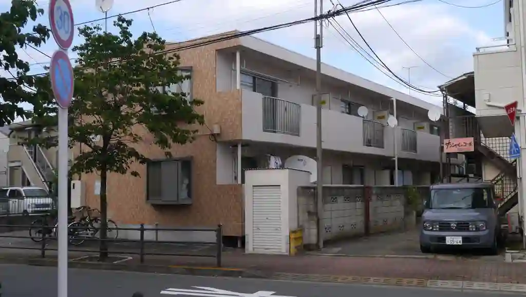 エトワールいづみ 外観