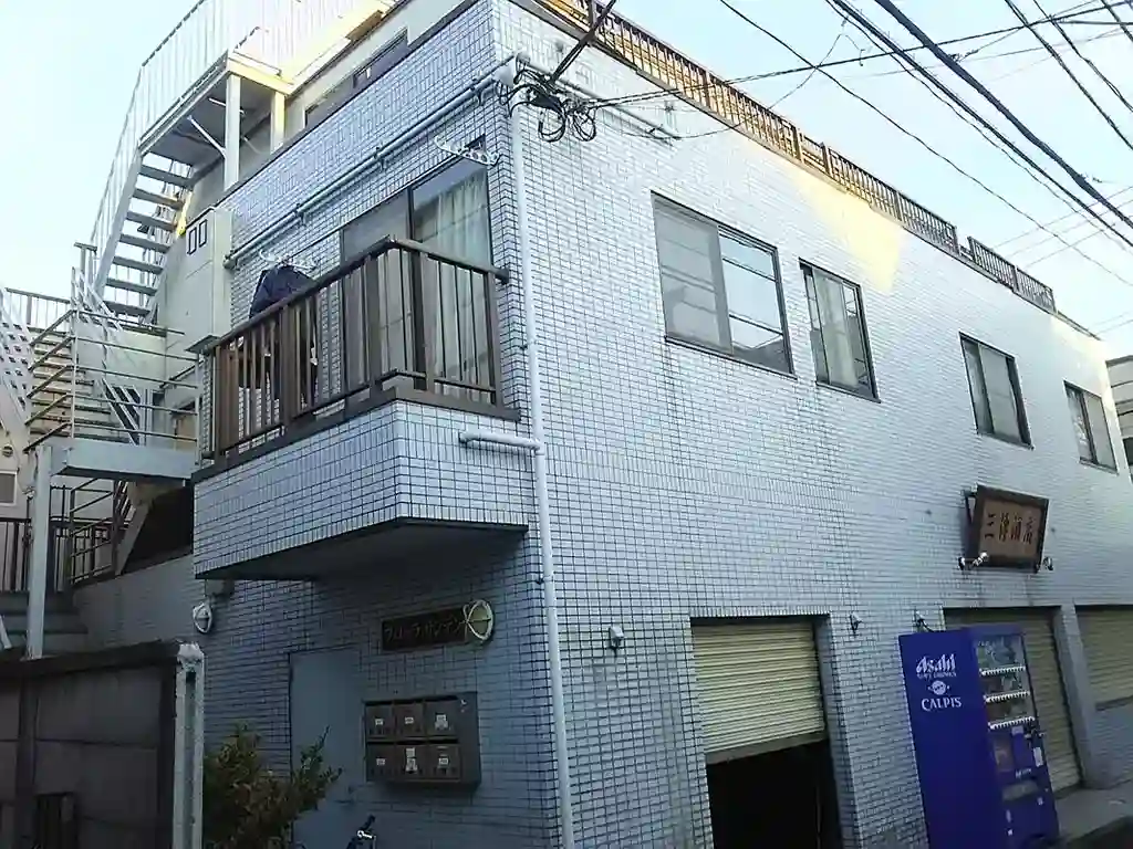 フローラ・サンデン 外観